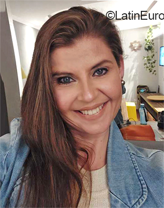 Date this exotic Brazil girl Andrea from Sao Paulo BR12130