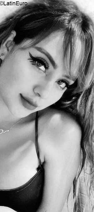 Date this gorgeous Brazil girl Ninna from Balneario Camboriu BR12217