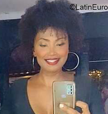 Date this attractive Brazil girl Angela from Maceió BR12203