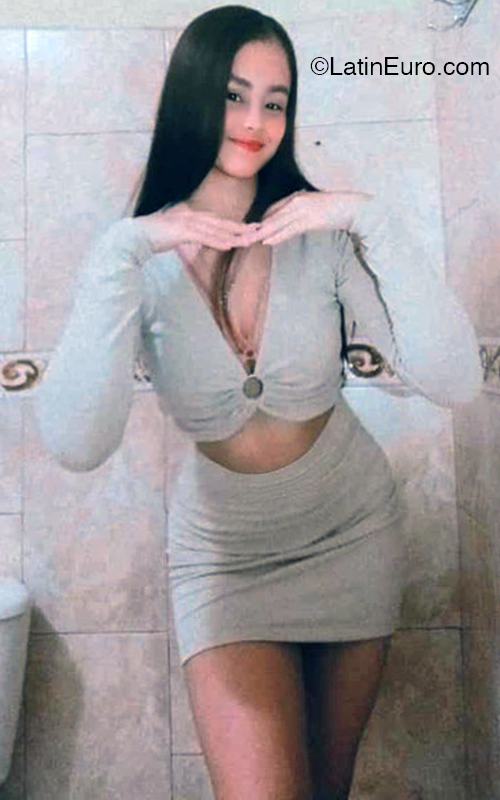 Date this passionate Panama girl Gabriela from Panama City PA1334