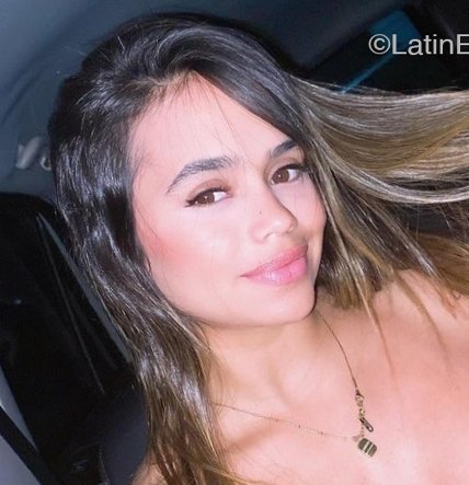 Date this georgeous Colombia girl Keyliana from Bogota CO32156