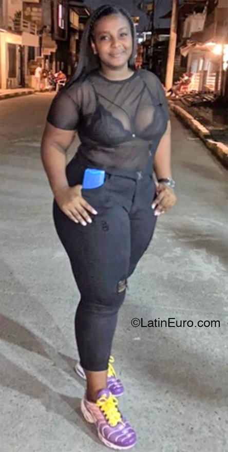 Date this stunning Colombia girl Sara romero from Cali CO32204