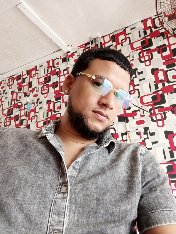 Date this athletic Dominican Republic man Ch from La Romana DO44860