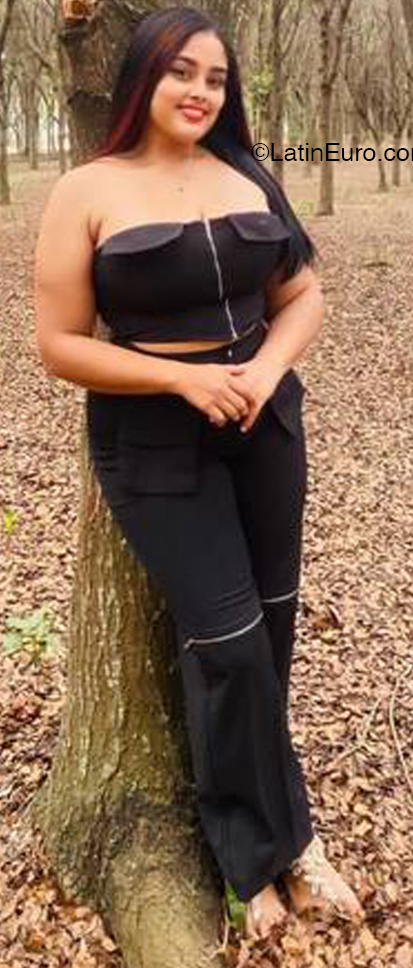 Date this pretty Dominican Republic girl Rossana from Santiago DO45128