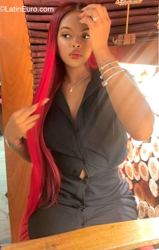 Date this fun Dominican Republic girl Ashley from Santo Domingo DO45316