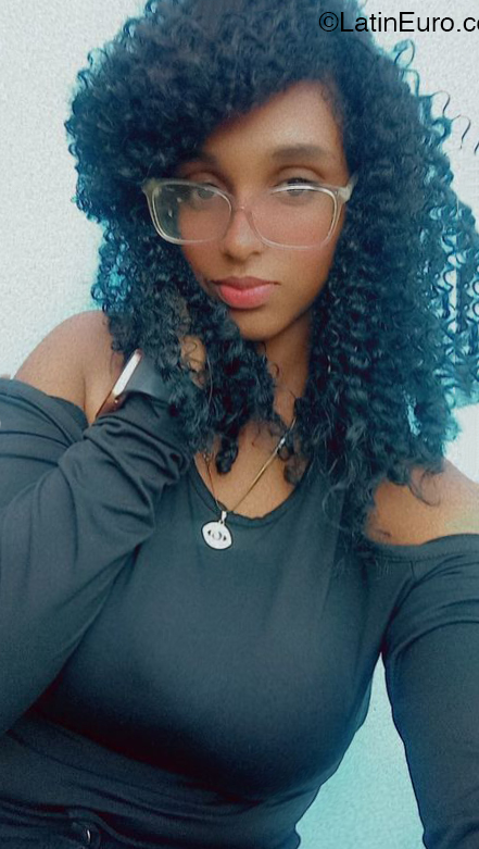 Date this passionate Dominican Republic girl YISSEL LEBRON from Santo Domingo Este DO51125