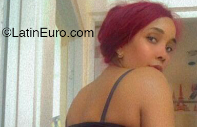 Date this gorgeous Dominican Republic girl Yaji from Santo Domingo DO53322