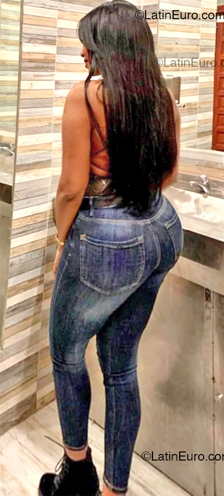 Date this young Spain girl Vicky from Galicia ES871