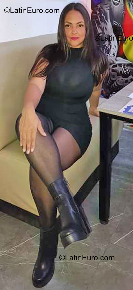 Date this exotic Venezuela girl Yelitza from Caracas VE5144