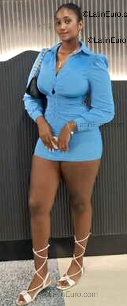 Date this cute Dominican Republic girl Ninozfy from Santo Domingo DO54341