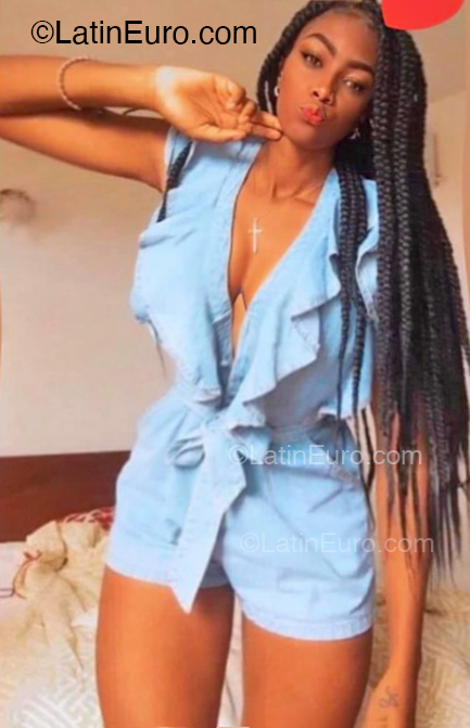 Date this funny Colombia girl Lina from Cali CO33245