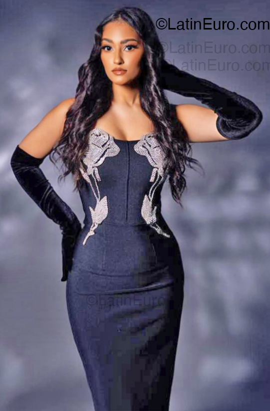 Date this young Dominican Republic girl LisMari from Santo Domingo DO54518