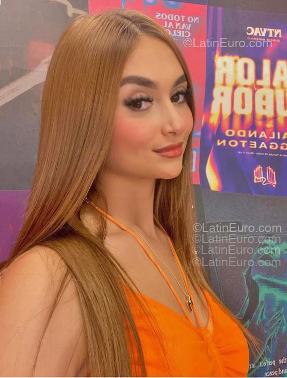 Date this charming Venezuela girl Maria from Maracaibo VE5306