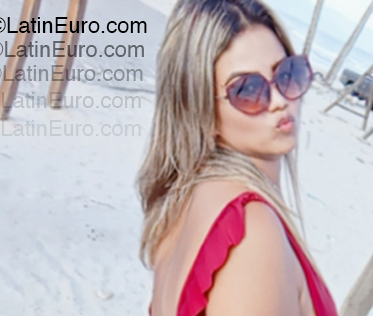 Date this sultry Venezuela girl Katherin from Valencia VE5310