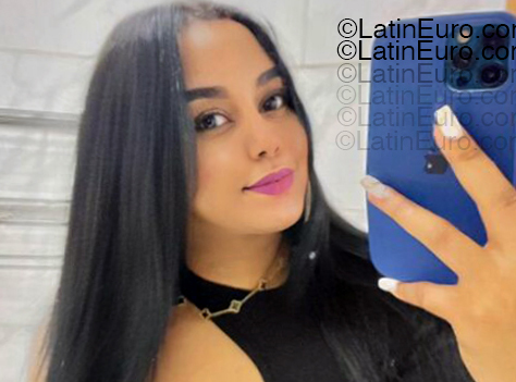 Date this funny United States girl Maria from Miami US25102