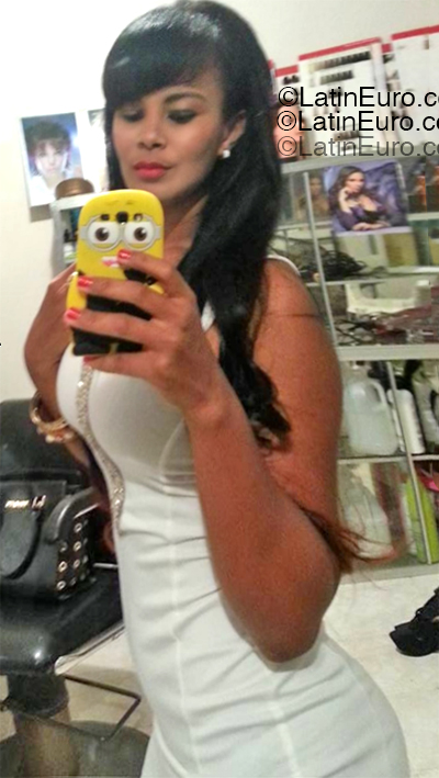 Date this funny Dominican Republic girl Marinelly from Santo Domingo DO55248