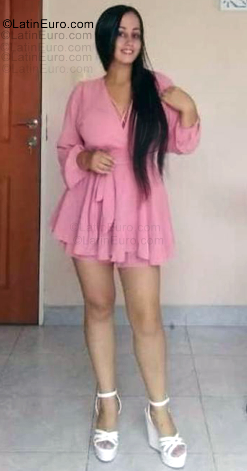 Date this delightful Venezuela girl Alejandra.123 from Caracas VE5350