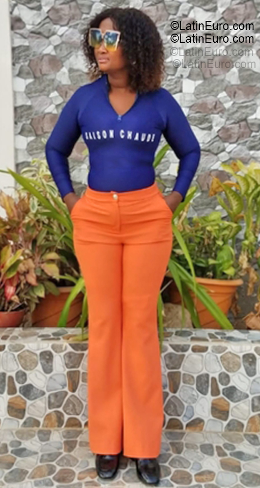 Date this georgeous Angola girl Teresa from Luanda AO105