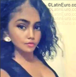 Date this exotic Dominican Republic girl Angelica from Santo Domingo DO55540