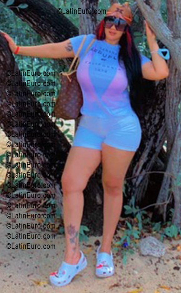 Date this charming Anguilla girl Miss from Anguilla AI17