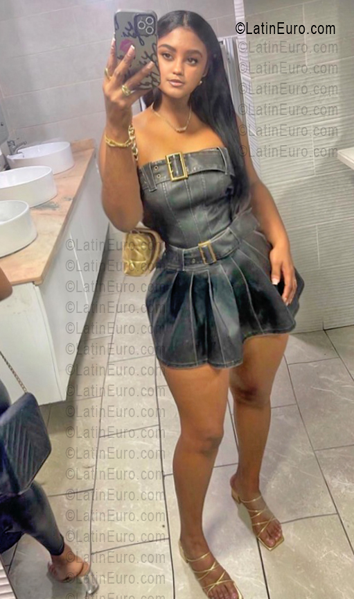 Date this exotic Dominican Republic girl Yuli from Puerto Plata DO55664