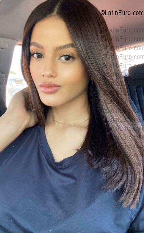 Date this cute Dominican Republic girl Mary from Santiago DO55850