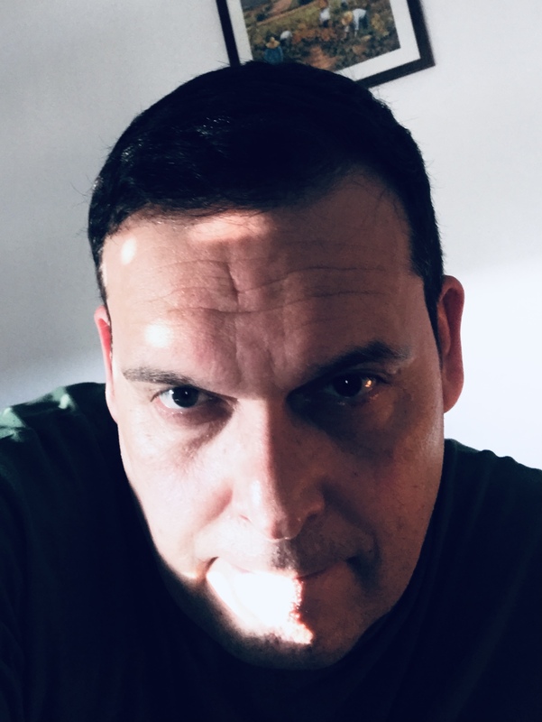 Date this georgeous Spain man Mrc from Madrid ES944