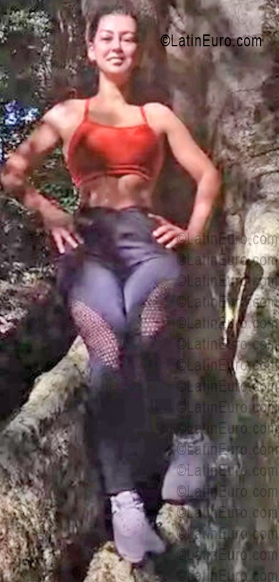 Date this funny Brazil girl Rubia from Sao Jose Do Rio Preto BR12402