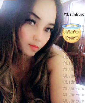 Date this beautiful Dominican Republic girl Merlin from Santo Domingo DO56029