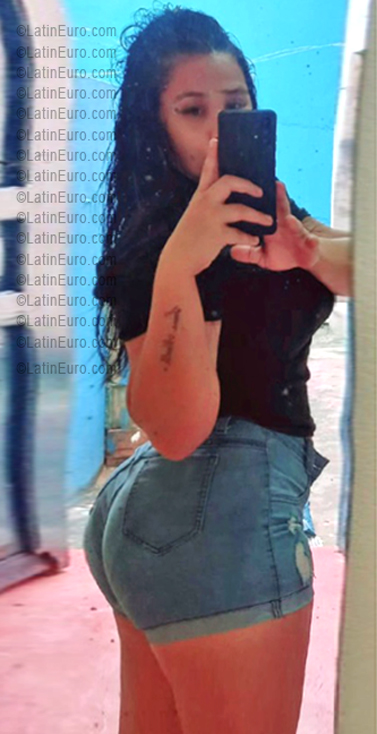 Date this lovely Brazil girl Gricel from Manaus BR12409