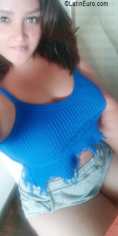 Date this passionate Venezuela girl Ali from Caracas VE5450