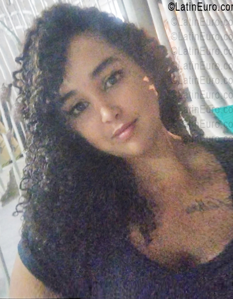 Date this good-looking Colombia girl Malidely from Barranquilla CO33657