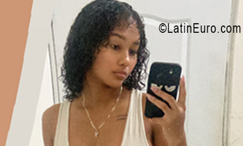 Date this lovely Dominican Republic girl Yeili from Puerto Plata DO56198