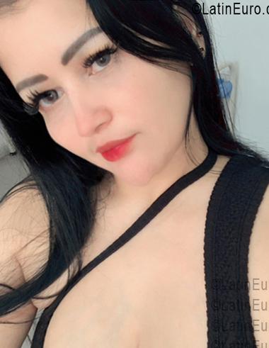 Date this sultry Colombia girl Camila from Bucaramanga CO33703