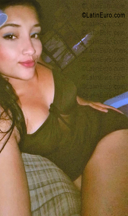 Date this exotic Venezuela girl Emely from Maturin VE5596