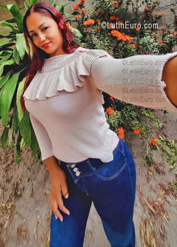 Date this hot Venezuela girl Isabel from Caracas VE5624