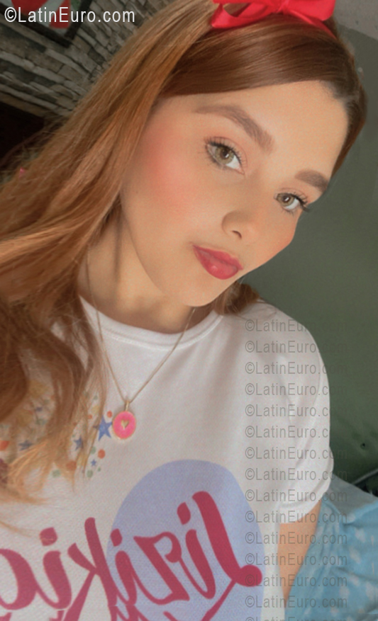 Date this attractive Mexico girl Sofia from Culiacan MX2794