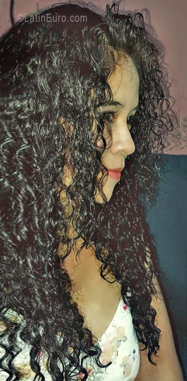 Date this cute Guatemala girl Carolina from Guatemala GT201