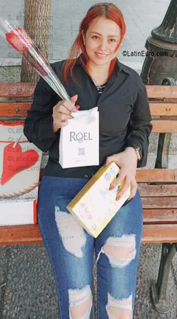 Date this athletic Chile girl Andreina from Chile CL459