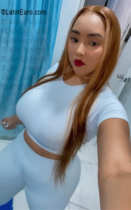 Date this athletic Dominican Republic girl GEORGELINA from Rep Dom DO56631