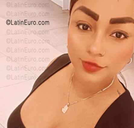 Date this hot Colombia girl Lady from Cali CO33775