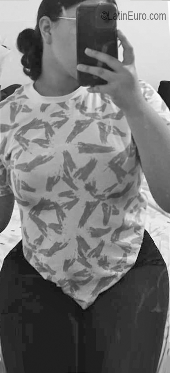 Date this lovely Honduras girl Mara from Tegucigalpa HN3017