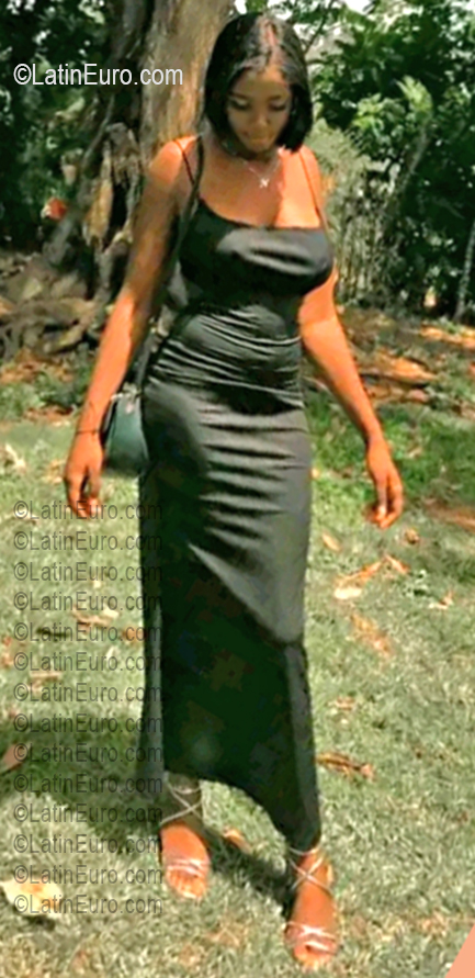 Date this athletic Dominican Republic girl Yaslin from Santo Domingo DO56914