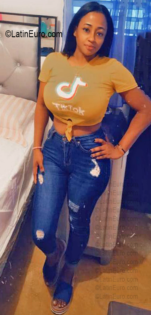 Date this happy Dominican Republic girl Sheila from Puerto Plata DO56918